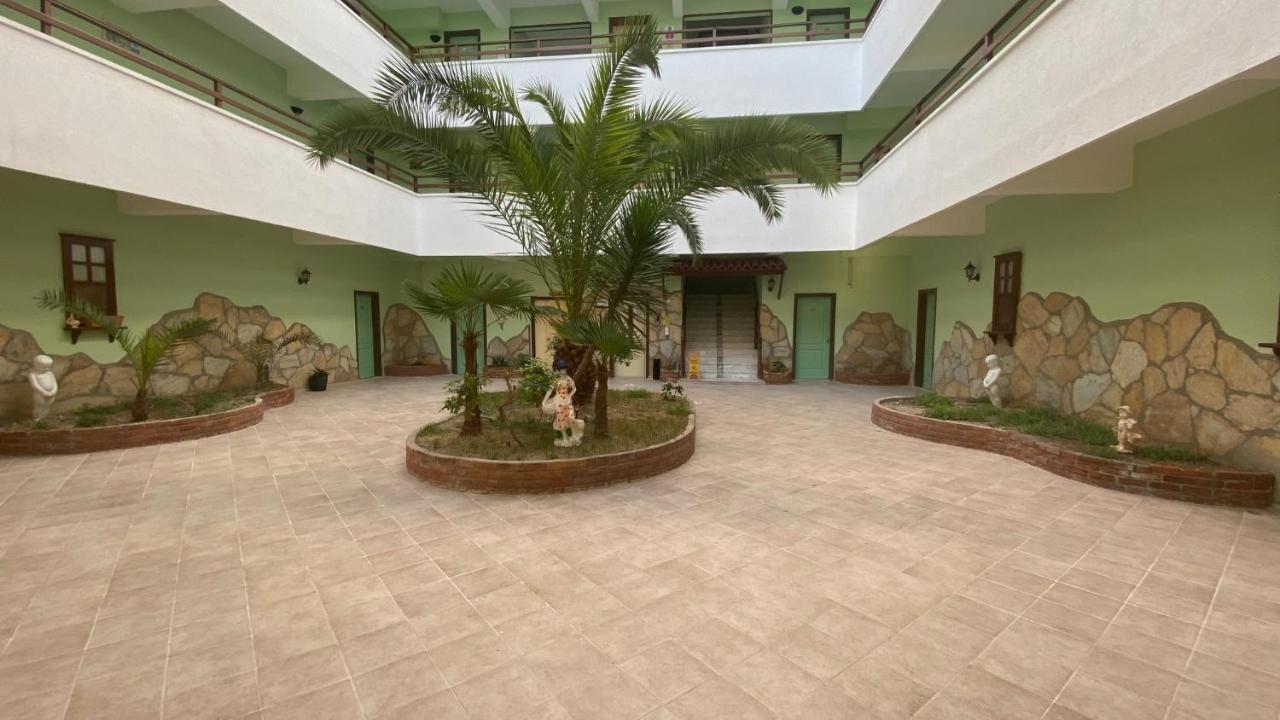 קוסדסי Oya Family Suites מראה חיצוני תמונה
