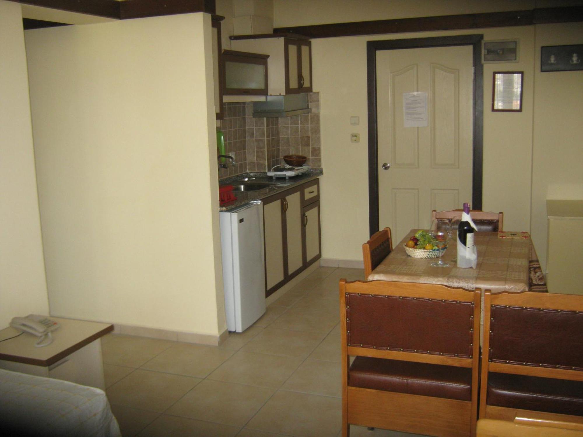 קוסדסי Oya Family Suites מראה חיצוני תמונה