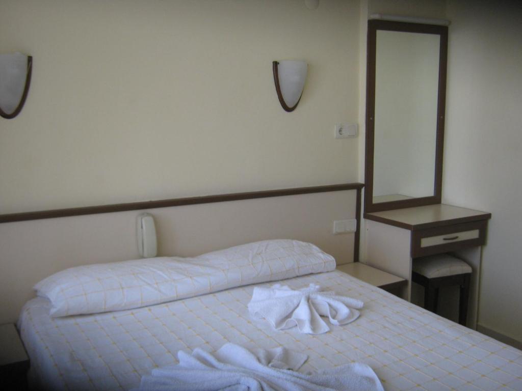 קוסדסי Oya Family Suites חדר תמונה