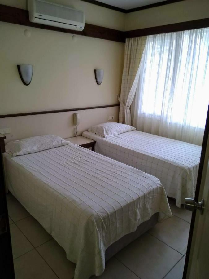 קוסדסי Oya Family Suites מראה חיצוני תמונה